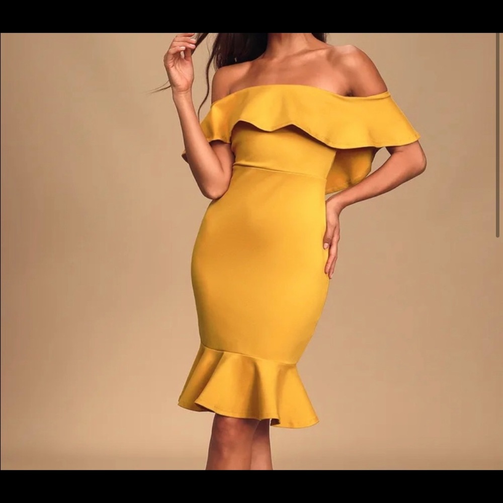 Lulu’s Bodycon Off shoulder Peplum Dress. Perfect summer YELLOW/GOLD!